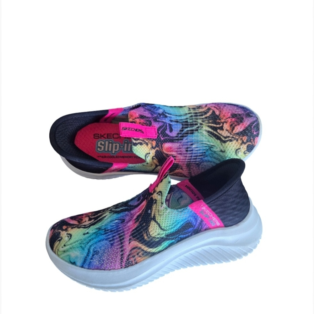 Skechers| Slip-Ons Sneakers for Toddler Girl| Size 11 Toddler